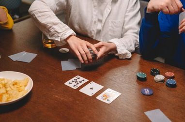 phỏm Kubet